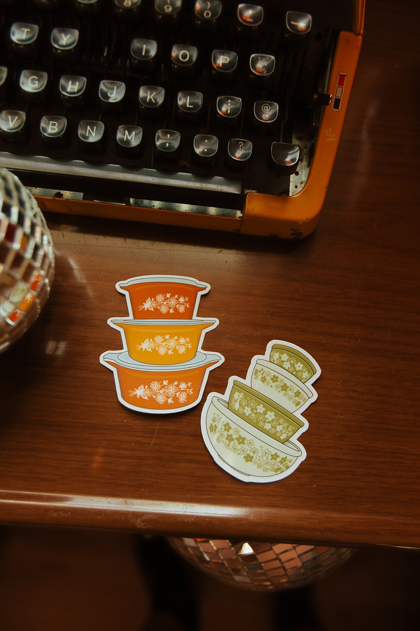 Vintage Green Crazy Daisy Pyrex Mixing Bowls Sticker