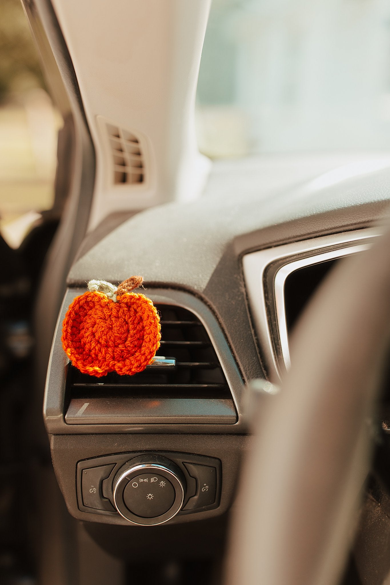 Pumpkin Vent Clip
