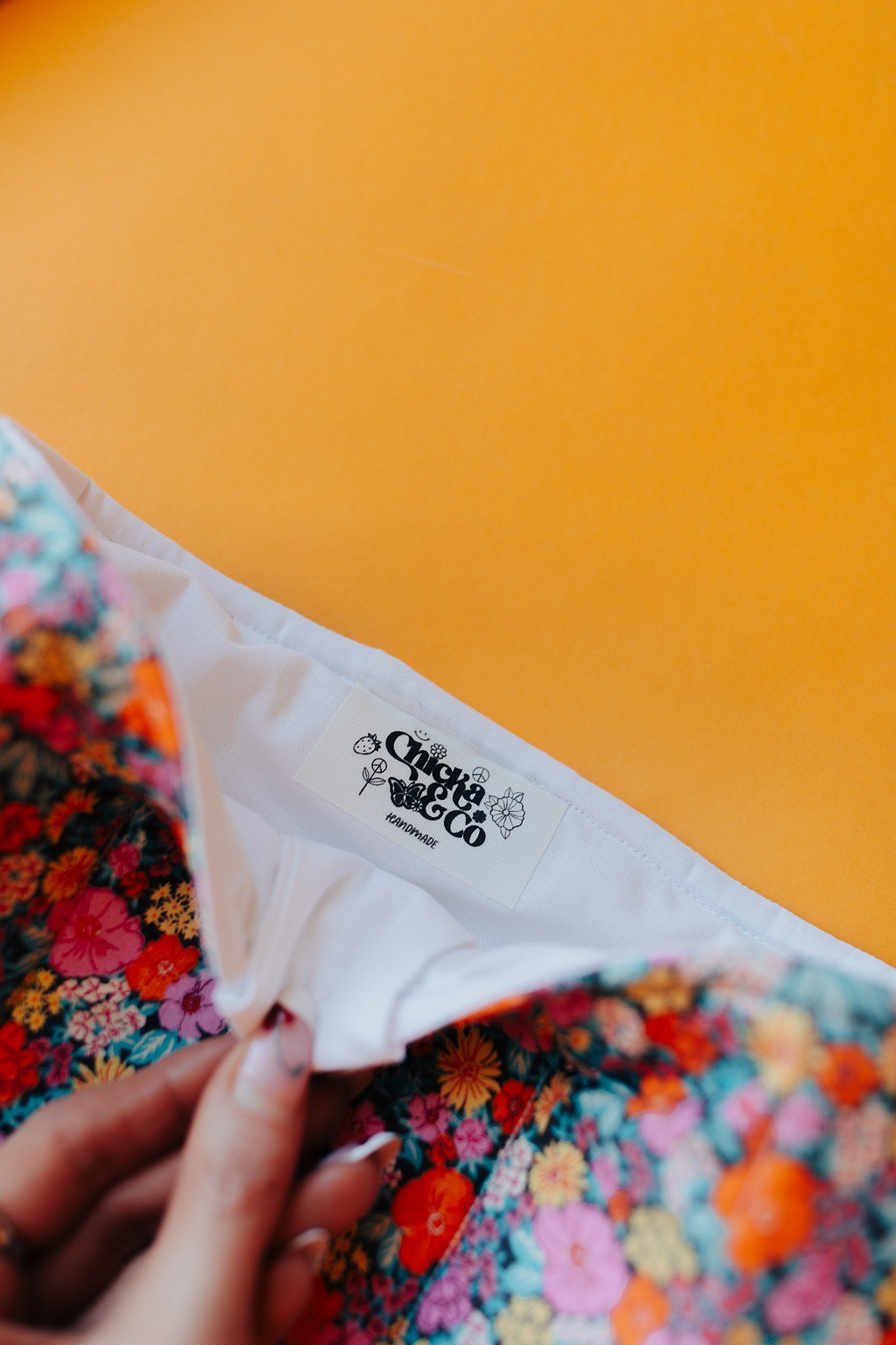 Retro Floral Blue Bow Book Sleeve