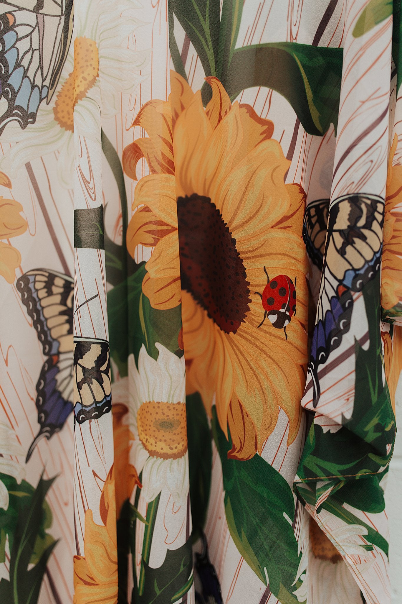 Floral & Butterfly Laydybug Duster