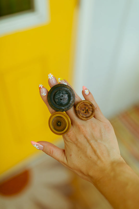 Button Adjustable Ring (Random!)