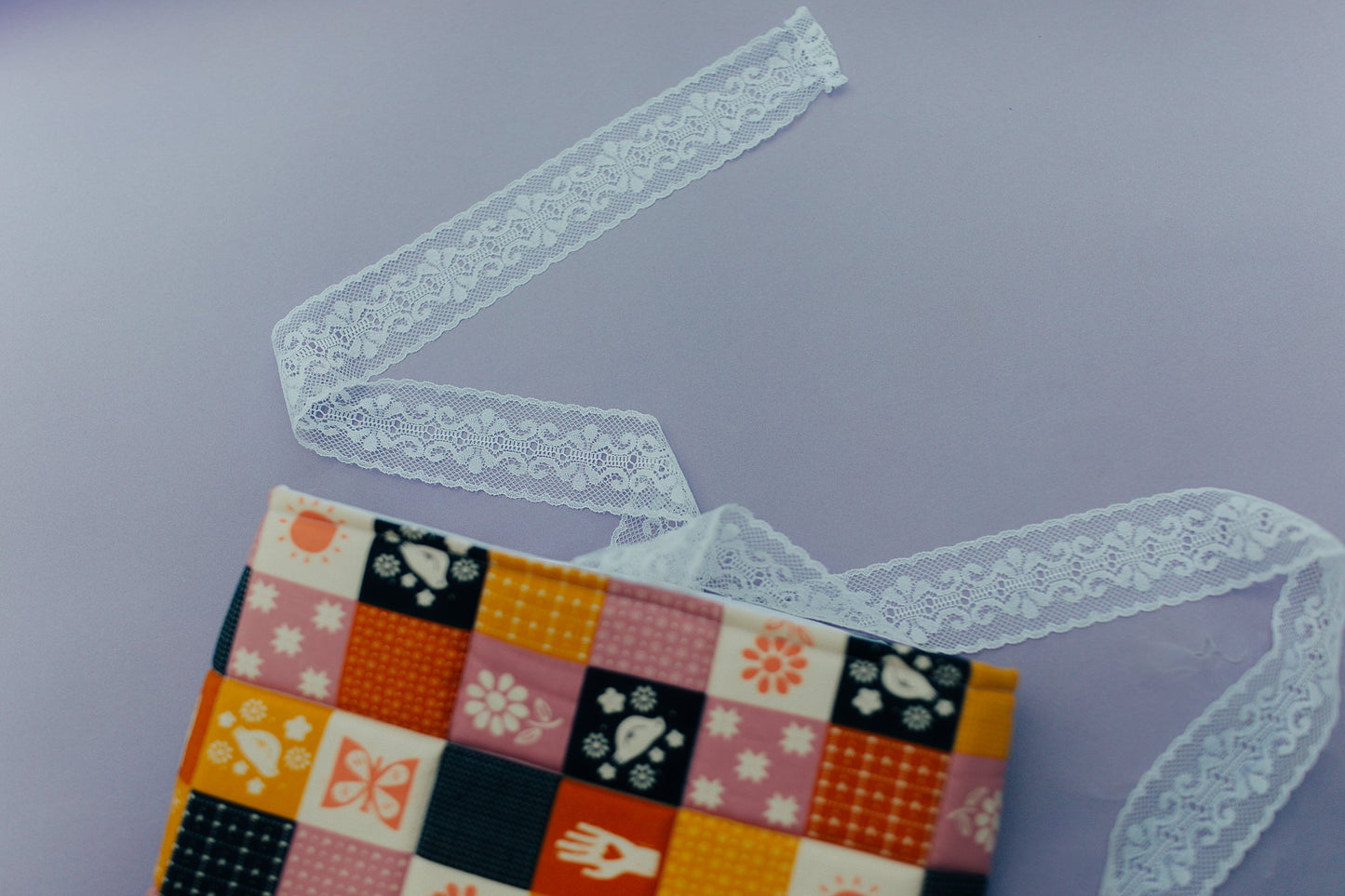 Quilt Bow Book Sleeve