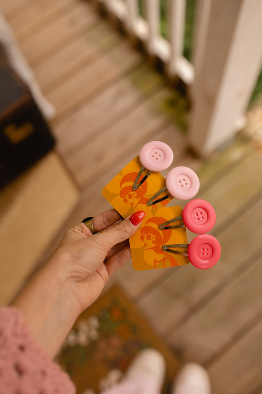 Button Hairclip Set