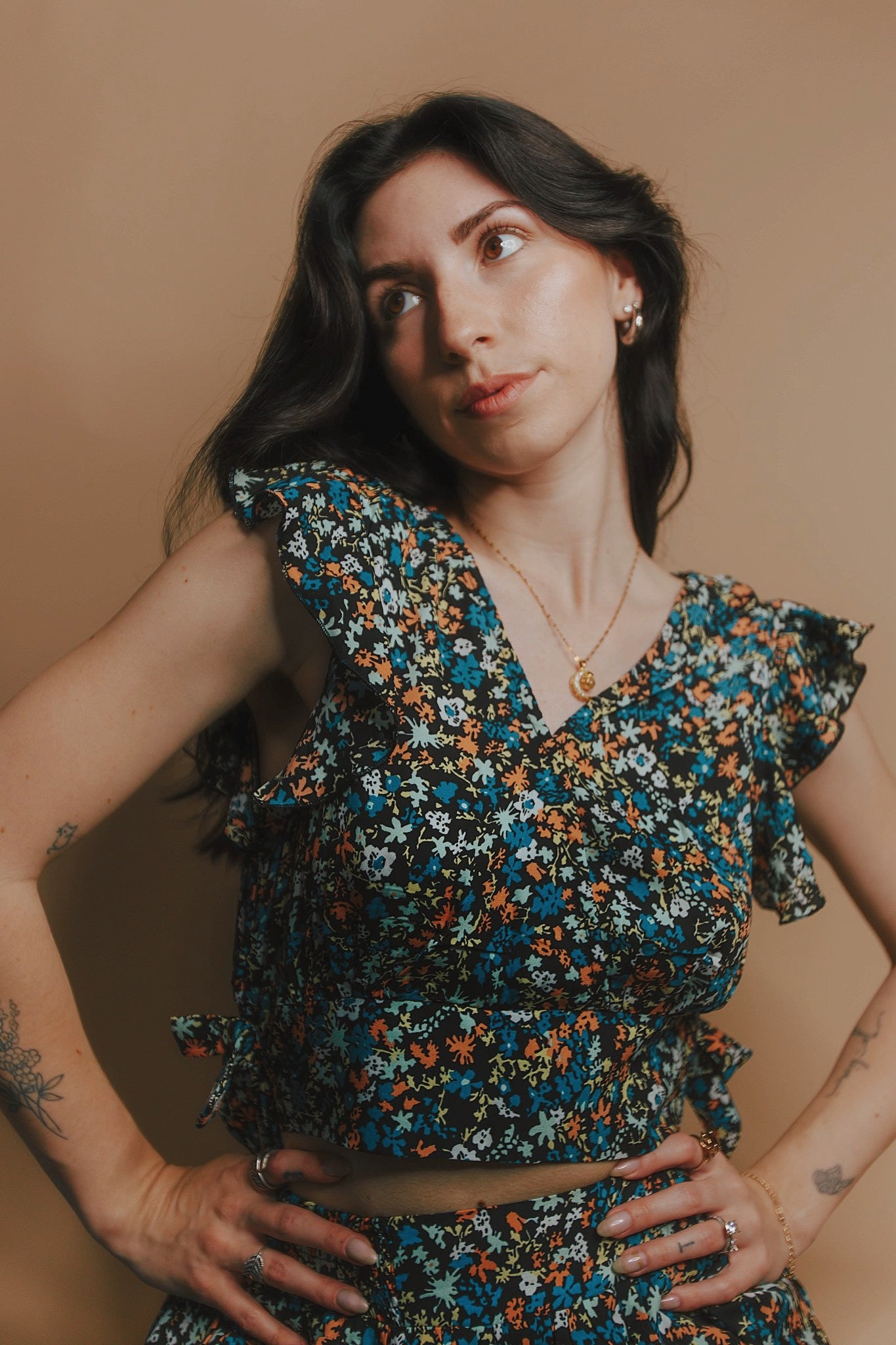 Flutter of Florals V-Neck Crop and Skirt Set S-PLUS