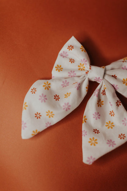 Chicka Bow - Flower