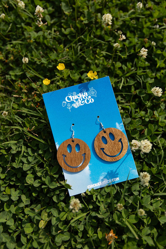 Smile Wood Earrings Brown