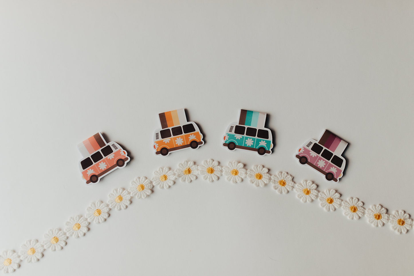 Retro Van Magnetic Bookmark (4 Colors)