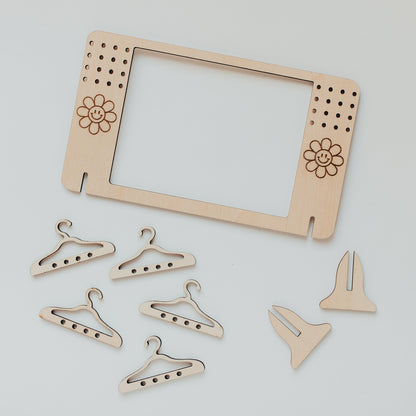 Eco-Friendly Earring Holder