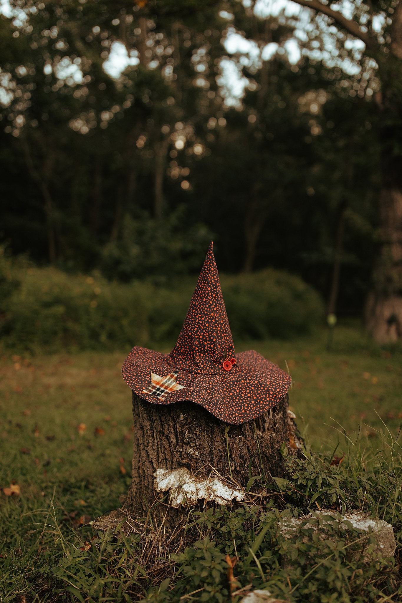 Witch Hat Orange Moons