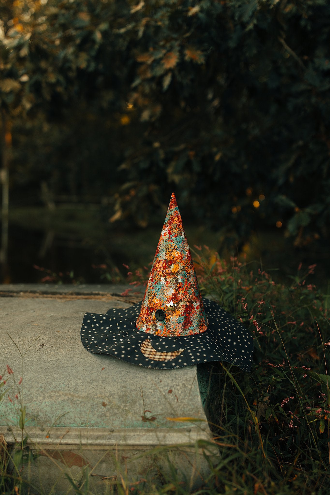 Witch Hat Scarecrow