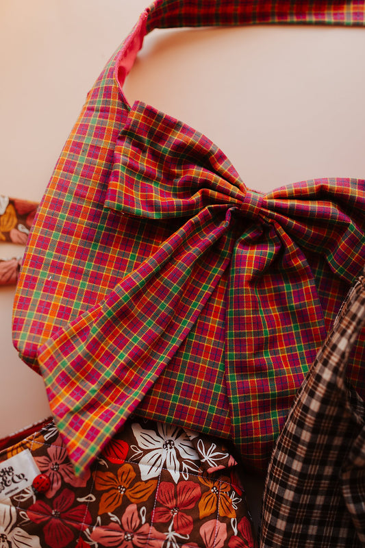 Chicka Magnet Bow Bag | Pink Flannel