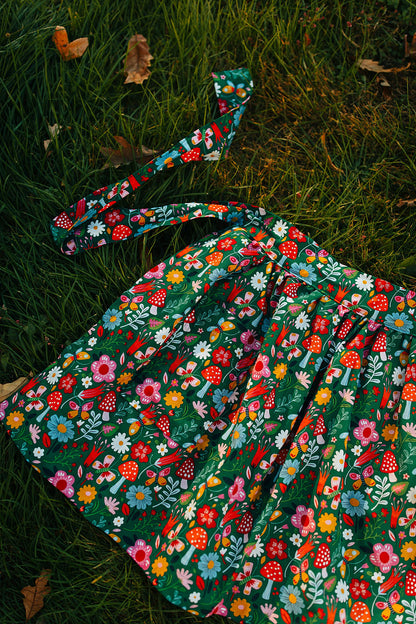 Chicka Apron Flowers