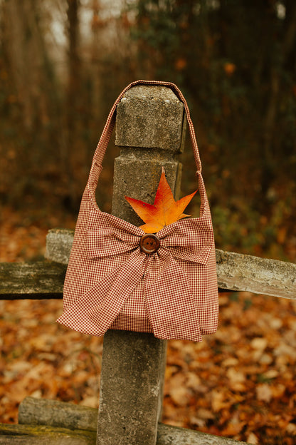 Chicka Magnet Bow Bag | Flannel