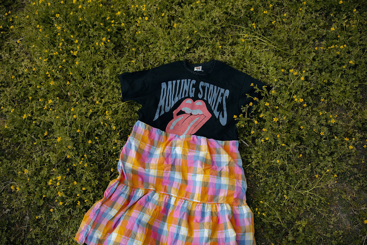 Rolling Stone Dress Large