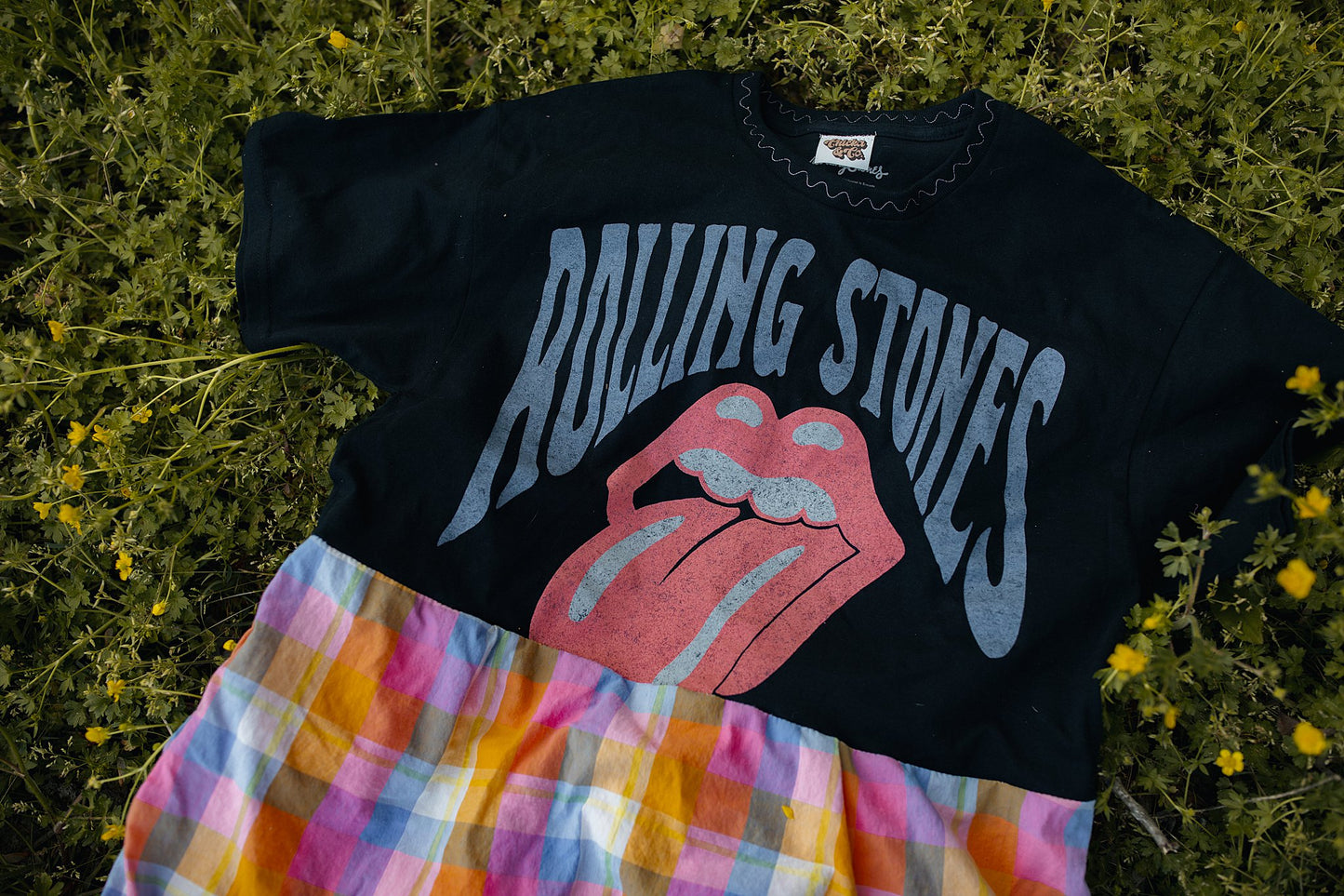 Rolling Stone Dress Large