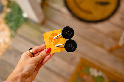 Button Hairclip Set