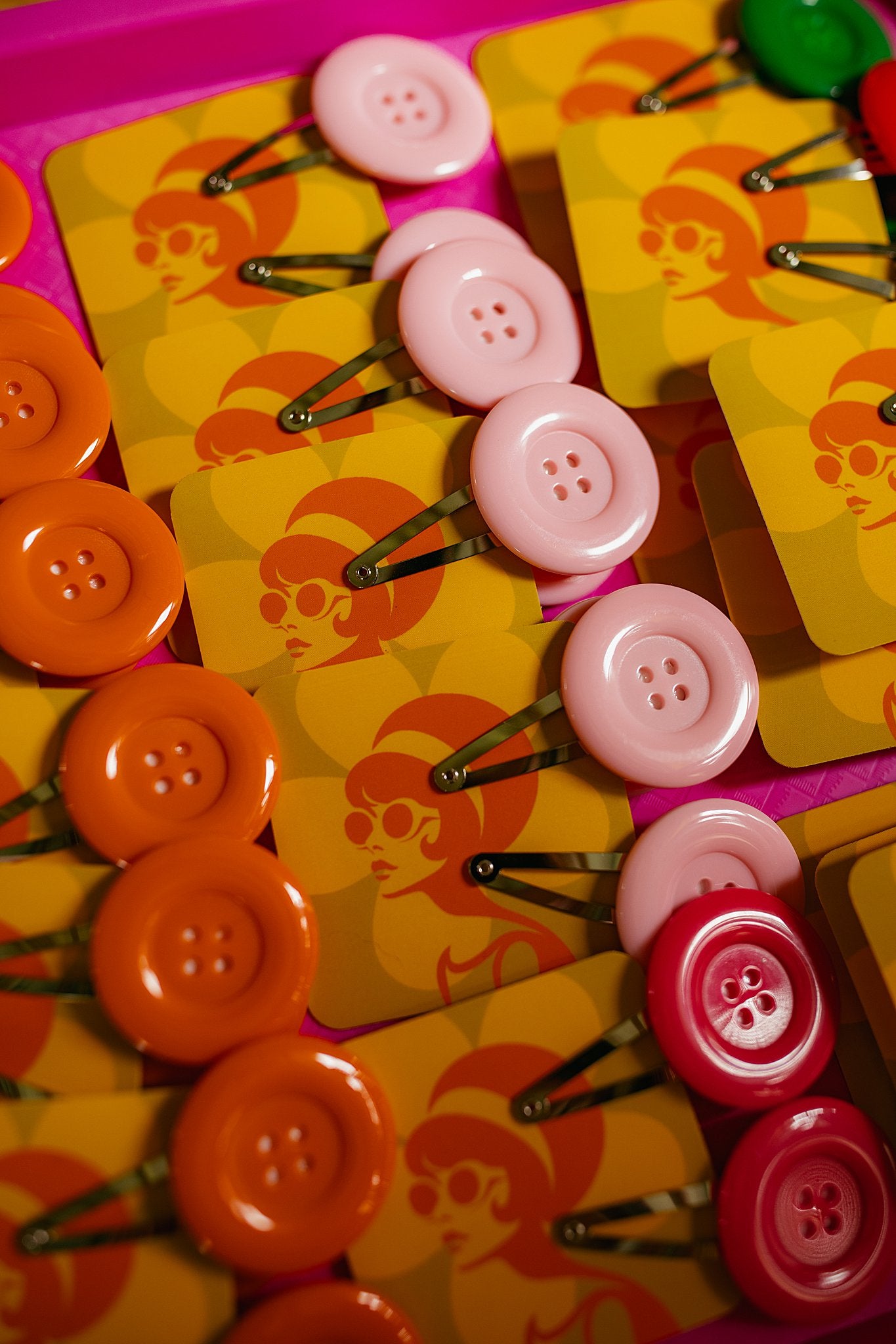 Button Hairclip Set