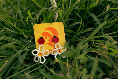 Lady Daisy Beaded Earrings