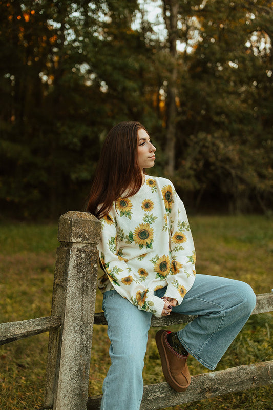 Plus Size Sunflower Print Knit Sweater