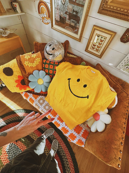 Short Sleeve Smile Oversized Knit Top